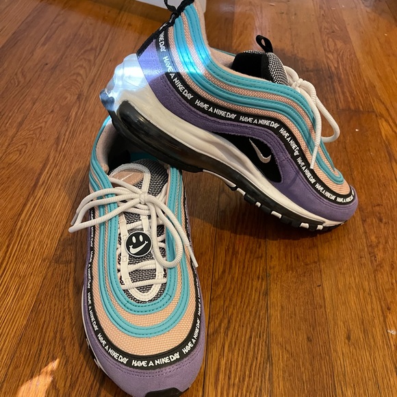 Nike Air Max ‘97…Have a Nike Day - Picture 7 of 11